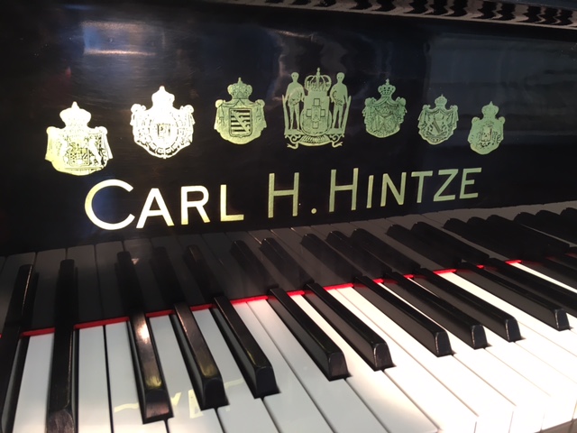 Carl H. Hintze Klaviere und Flügel gebraucht kaufen im Klavierhaus Köpenick