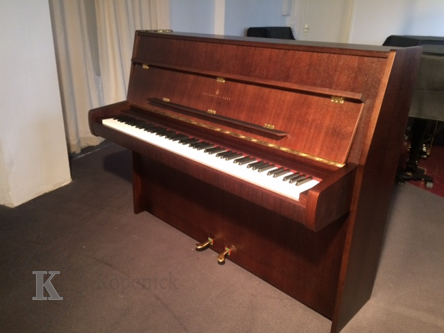 Steinway & Sons Klavier Modell Z kaufen im Klavierhaus Köpenick