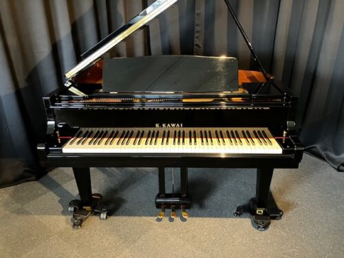Flügel Kawai GE-20 neuwertig mieten Mietkauf im Klavierhaus Köpenick