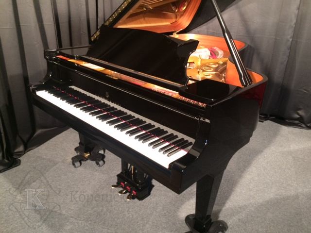 Flügel Steinway B 211 kaufen im Klavierhaus Köpenick